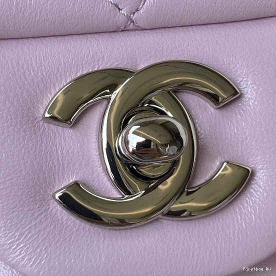 First Bag Ru CHANEL 20CM FLAP BAG 0820